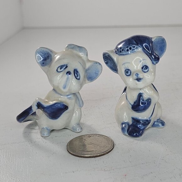 Vintage Blue White Ceramic Mouse Figurines Miniatures Collectible Set Of 2 - Picture 6 of 6